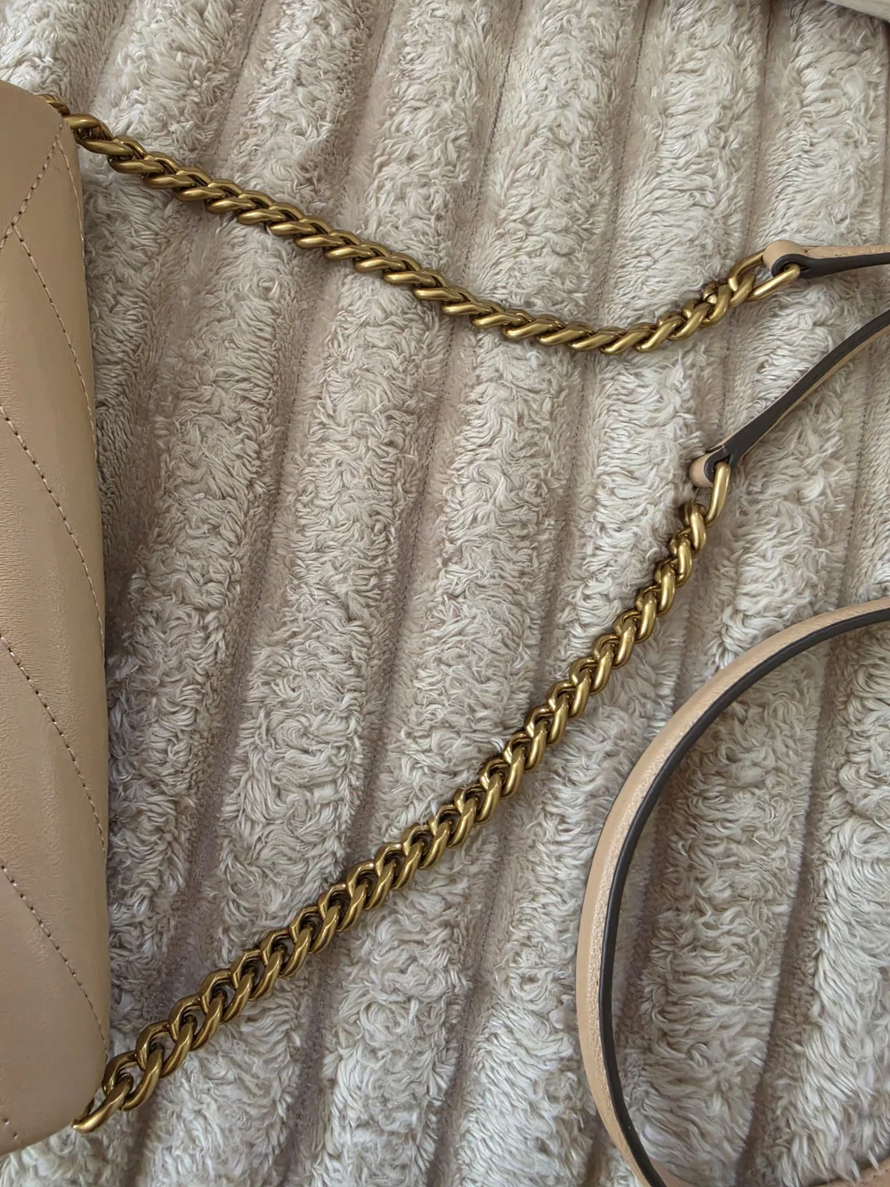 Tory Burch Chevron Quilted Crossbody in Blush